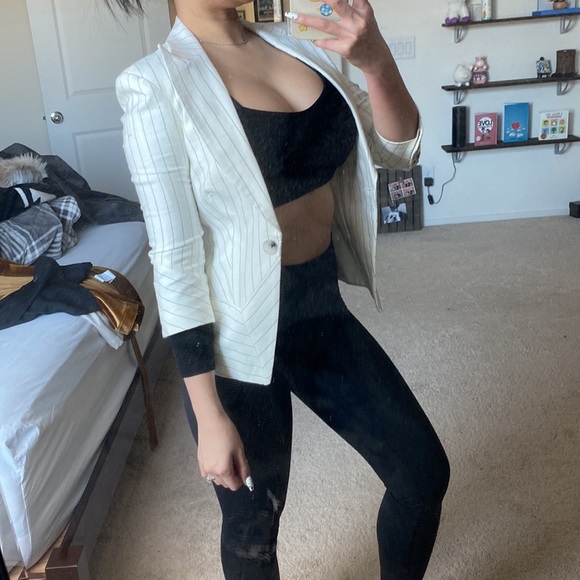 BEBE white striped blazer - Picture 2 of 5